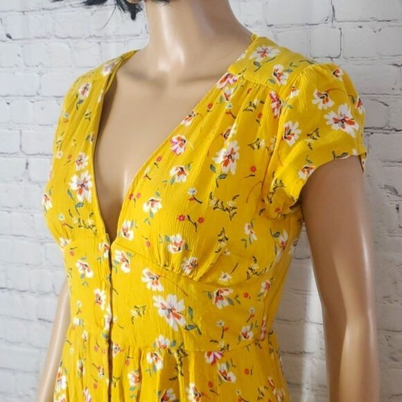 Urban Romantics Goldenrod Floral Print Plunge Neck Elastic Waist Spring Dress - Picture 11 of 15